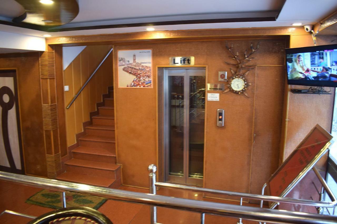 Hotel Thakur Ji Haridwār Екстериор снимка