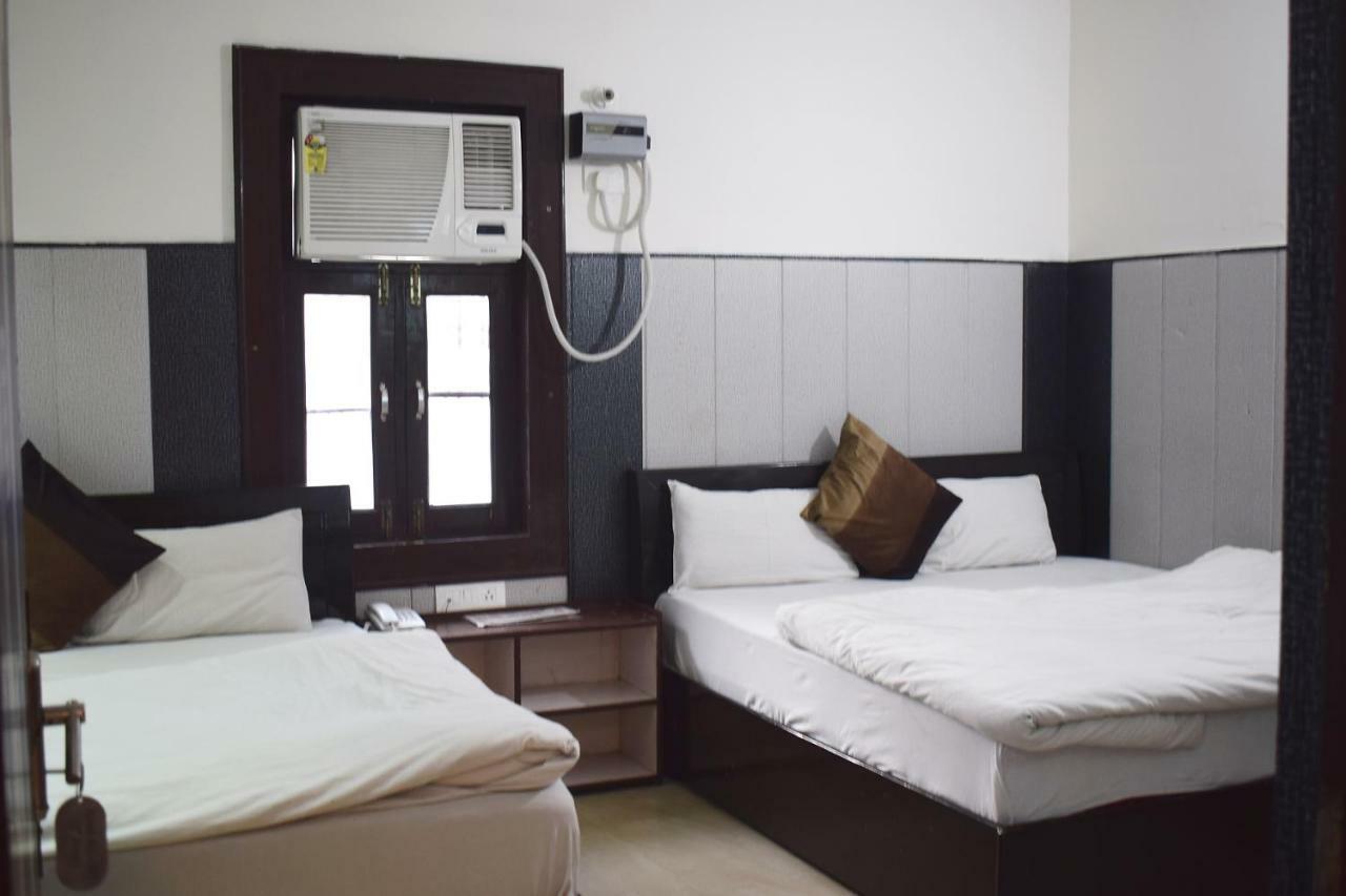 Hotel Thakur Ji Haridwār Екстериор снимка